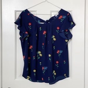 NWT Mine Floral Flutter Sleeve Tie Back Top